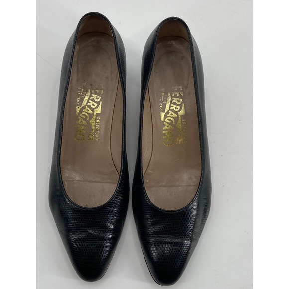 SALVATORE FERRAGAMO Black Leather Chunky Heels Pumps Sz 5.5 B - Picture 6 of 11